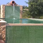 بيت للعطل Medronheiras *
