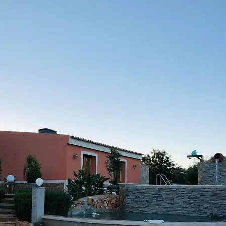 Medronheiras Tatil Evi *